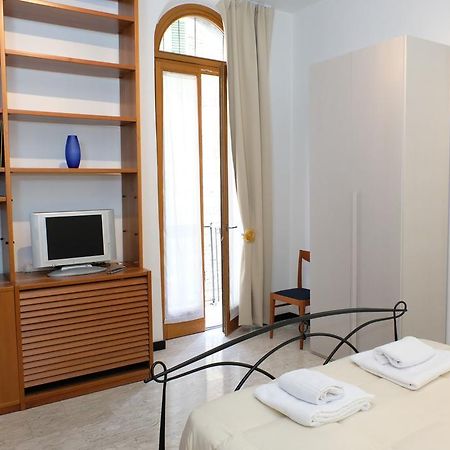Apartament Deluxe Quattro Spade ヴェローナ エクステリア 写真