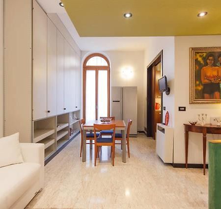 Apartament Deluxe Quattro Spade ヴェローナ エクステリア 写真