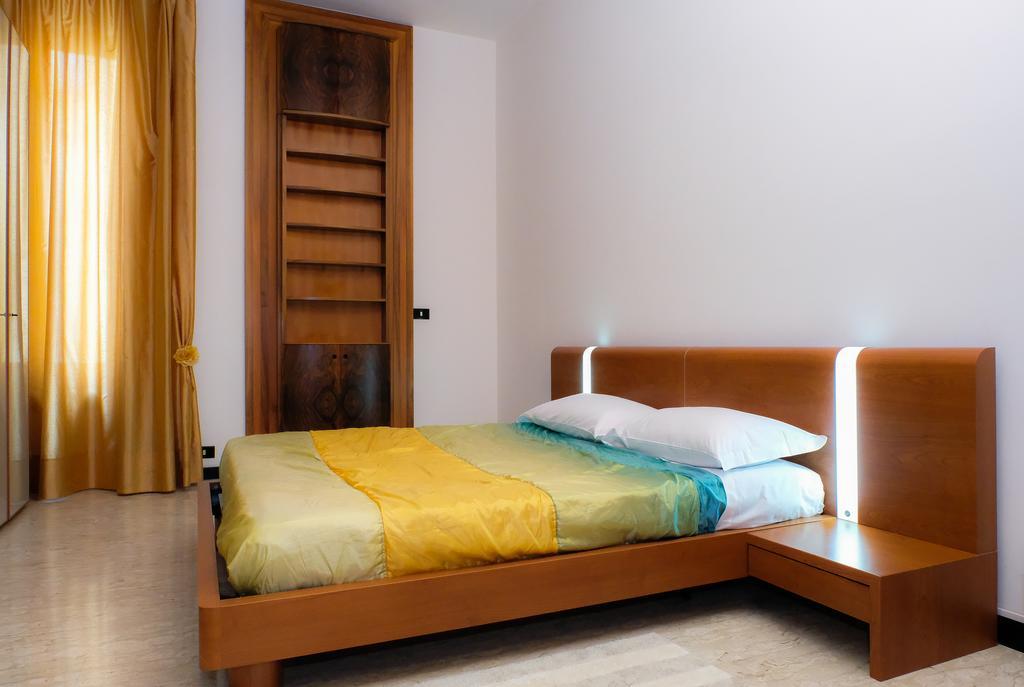 Apartament Deluxe Quattro Spade ヴェローナ エクステリア 写真