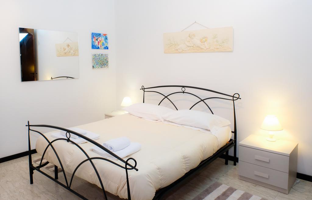 Apartament Deluxe Quattro Spade ヴェローナ エクステリア 写真
